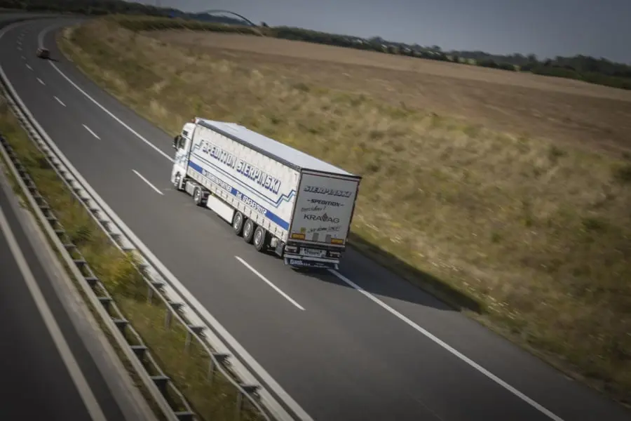 Logistikzentrum-Regis-Breitingen-Spedition-Sierpinski